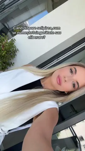 A post by @nicoletabalint_ on TikTok caption: 🍋Ne vedem pe instagram: nicoletabalint_ 🕊️ urmează să vă anunț ceva important✨🦋🍭