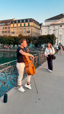 A post by @jodokcello on TikTok caption: Wait for it🎻✨️ #violin #cello #violinist #vivaldi 