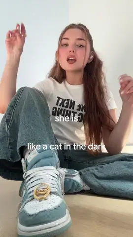 A post by @gabisklar on TikTok caption: Rhiannon 🔮 @Stevie Nicks #fleetwoodmac #rhiannon #acoustic #cover 