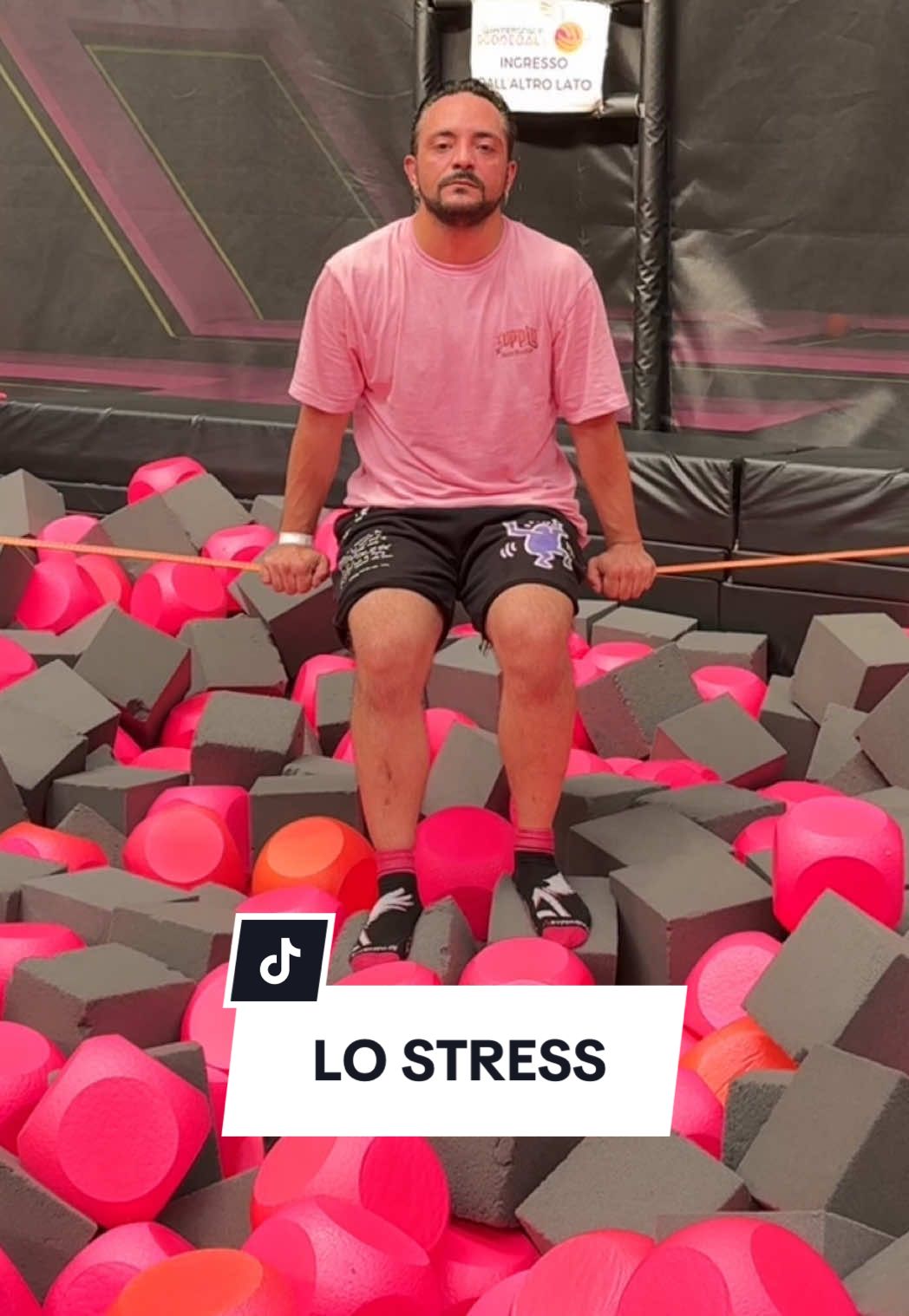A post by @mercuri_88 on TikTok caption: E voi per cosa siete stressati ? #pov #comico #stress #genz #genalpha #bestie #ww3 #mercuri_88 