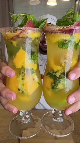 A post by @cestarpinbon on TikTok caption: LE MEILLEUR cocktail MANGUE / PASSION 🥭🍹 #recettes #ideerecette #recettesimple #recetterapide #recettefacile #recettefacileetrapide #recettesimpleetrapide #tiktokfood #cestarpinbon 