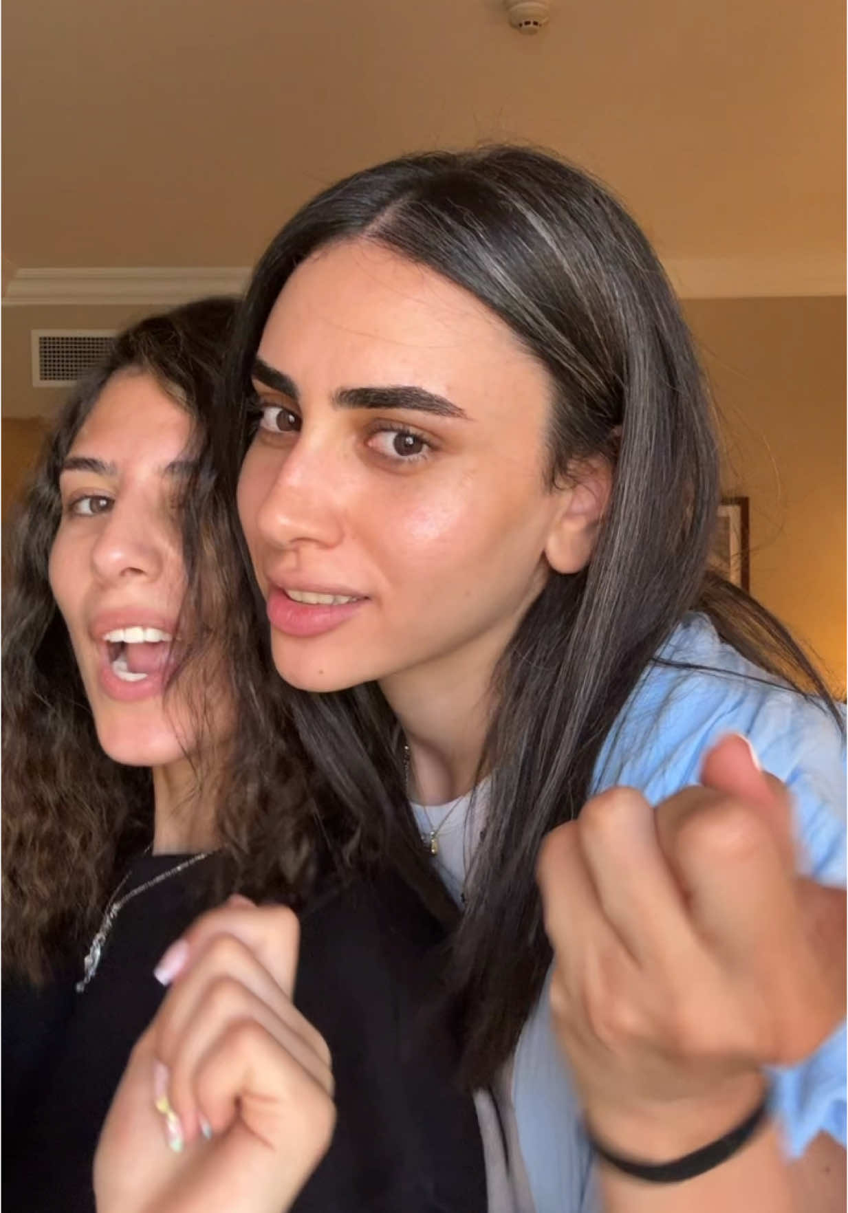 A post by @yourfavlillyxox on TikTok caption: فستان كتب الكتاب🫢🦋 في ٢٤ ساعه🤍  @Mennaabdelshafi 