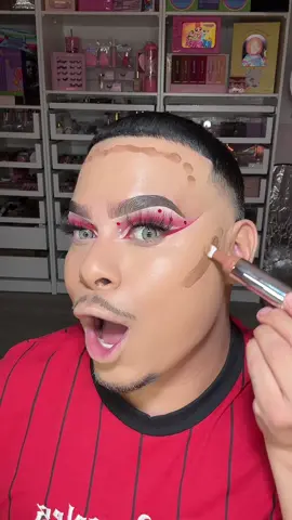 A post by @theeblingkingoffical on TikTok caption: This liquid contour blends like butter! @SACHEU Beauty US #contour #contouring #bronzer #makeup #beauty #tiktokshop #ttshop #theeblingking #fyp #foryou 
