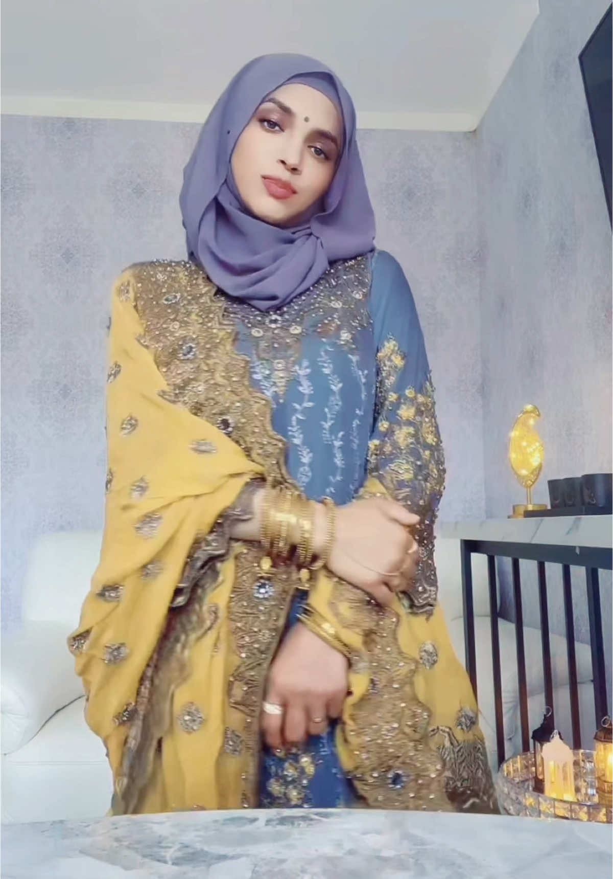 A post by @itz_selina_rahman on TikTok caption: 🧐😎🎧🧚🏻‍♀️🎧🧚🏻‍♀️🎧🧚🏻‍♀️🎧🧚🏻‍♀️🎧🧚🏻‍♀️🤍👸🔥#viraltiktokteam #fypage #banglasonglover🇧🇩🙂👈 #eastlondon #selina #banglasonglover🇧🇩🙂👈 #newyear2025 #alhamdulillah #🤍🕊 