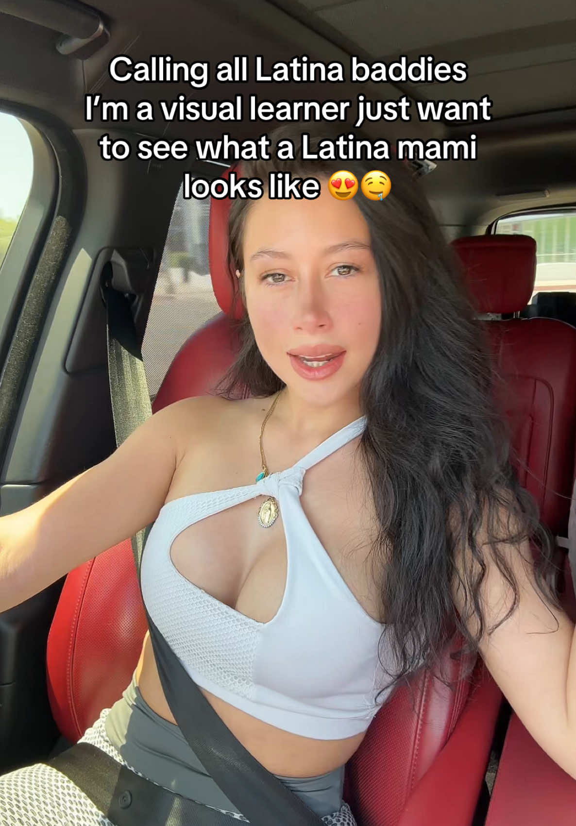 A post by @digiannia on TikTok caption: Where my Latina’s at? 😍 #fyp #parati #digiannia #colombiana #paisa #medellin #latinas #mujereslatinas #baddies #photos 