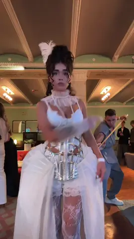 A post by @katya_golysheva_ on TikTok caption: Телепортировались во времена Марии Антуанетты 