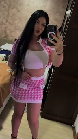 A post by @iamioana_0123 on TikTok caption: #🤍 