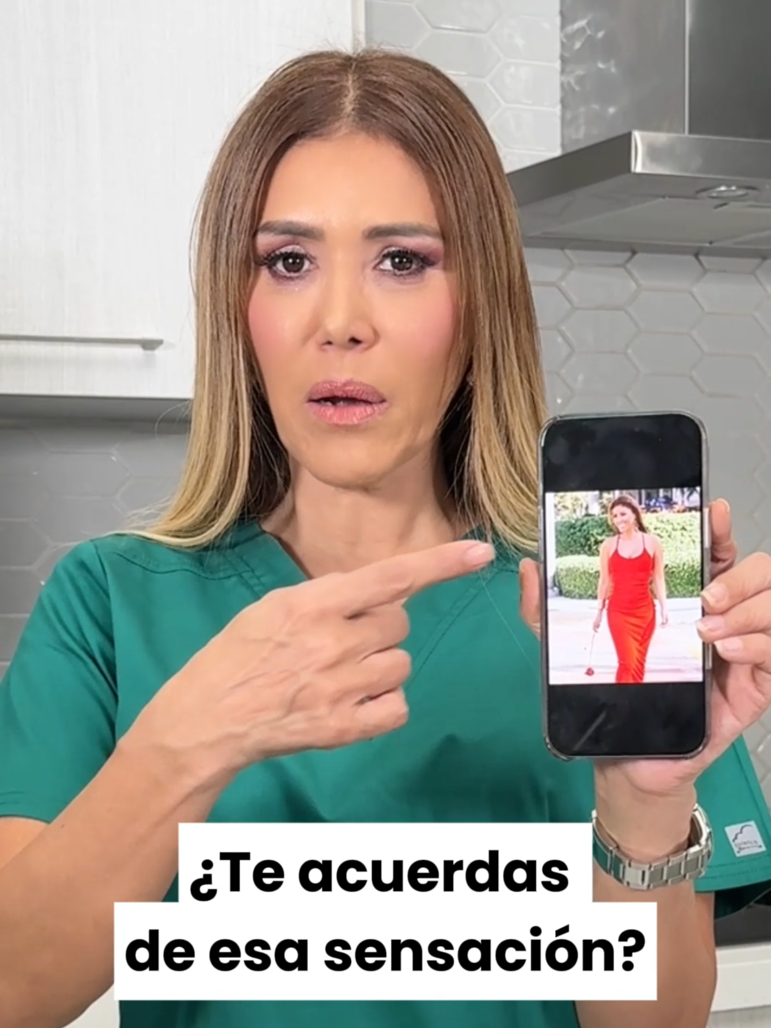 A post by @adelgaza20 on TikTok caption: ¿Te imaginas volver a despertar con energía infinita, esa vitalidad que parecía no acabarse nunca? 😩→💃 Después de los 40, muchas creemos que es cosa del pasado. 😔 Pero después de trabajar con miles de mujeres descubrí algo: no es la edad. Es que estamos usando un manual desactualizado para un cuerpo que cambió. 📖✨ ¿Y si pudieras tener una 'segunda juventud'? No solo me refiero a lo físico, sino de SENTIRTE con claridad, equilibrio y vitalidad.  💪 Para esta razón creé un protocolo de 7 días que incluye: 🔥 Activadores naturales de energía. ⚡ Rutinas que despiertan tu vitalidad. 🧘‍♀️ Métodos de equilibrio emocional. 📱 Videos explicativos y mucho más. Si quieres volver a sentirte TÚ, te lo dejo en el carrito naranja aquí abajo. 🛒 Ahhh en caso de que lo hagas te regalaré una llamada GRATIS para ayudarte y conocer tu caso específico. 📞 #ingridmacher #menopause #perimenopausia #guia #juventud #claridadmental #equilibrio #vitalidad #energia #metodos #naturales #protocolo #volveraser #activar #manual #sentirsebien