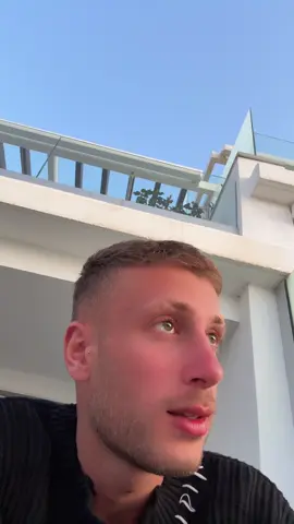 A post by @deliyiz.46 on TikTok caption: “Dağın yamaçlarına … 
