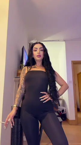 A post by @ on TikTok caption: 🍫❤️😈#CapCut #foruyou #foryou 