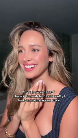 A post by @juliarojash_ on TikTok caption: 😂 just kidding  . . . . #taylorswift #trendingaudio #trendingsong #trendingtiktoks 