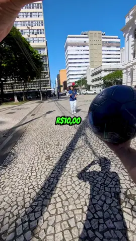 A post by @nextleveldj on TikTok caption: R$10,00 para cada embaixadinha que você fizer  *publicidade 