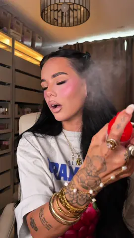 A post by @ on TikTok caption: makeup makeup makeup☁️☁️☁️ #fyp #grwm 