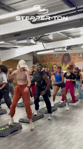 A post by @juliusburphy on TikTok caption: I could do this forever 🔥 this was just the slow version 😁 @Sean Paul @Beyoncé #fyp #foryoupage #stepperton #juliusburphy #hiphopstepaerobics #afrostep #funcardio #nike #beyoncé #seanpaul 