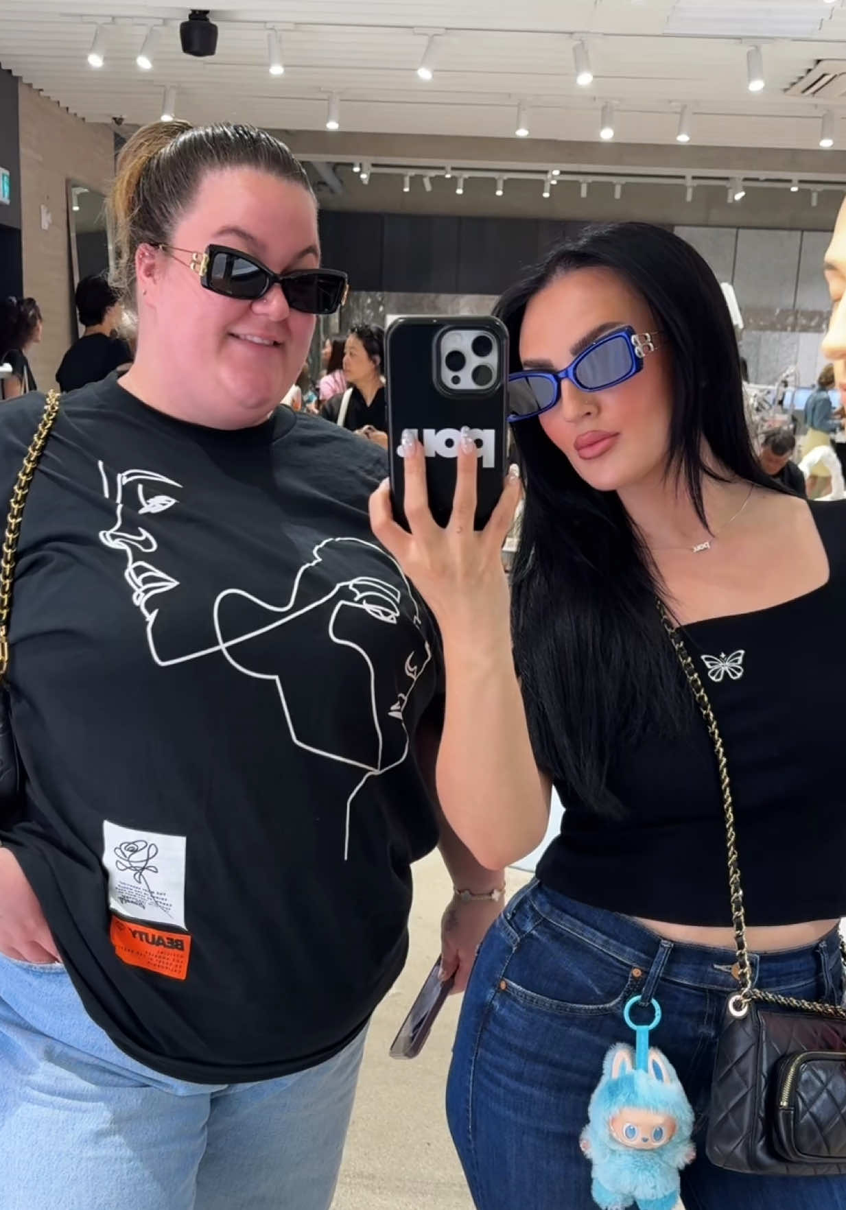 A post by @mikaylanogueira on TikTok caption: SHOPPING DAY IN KOREA!!!🥹❤️ #korea #shopping #travelvlog 
