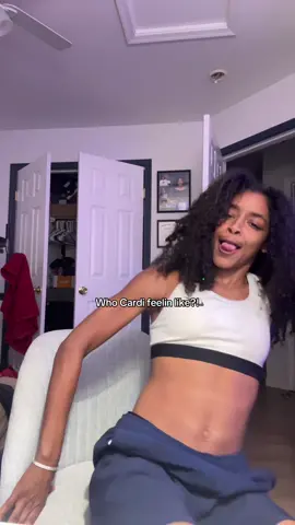 A post by @curlyhairniyahh on TikTok caption: Bouta cut my hair …  