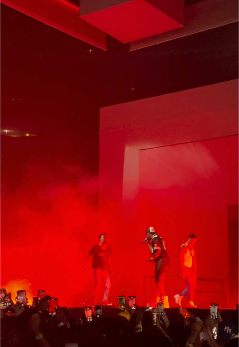 A post by @rob49_ on TikTok caption: WTHELLY CHICAGO! #rob49 #wthelly #gherbo #fyp #lilbaby 