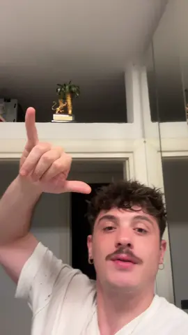 A post by @olly_nclusive on TikTok caption: A volte mi dimentico 