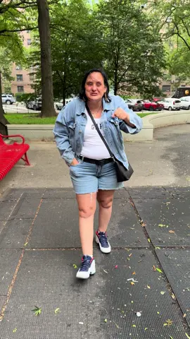 A post by @distrikt14 on TikTok caption: True Stories By Kim AKA THE UPS BANDIT #krackinupwithkim #justiceforAriel 