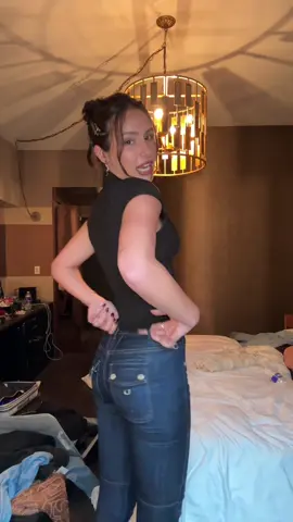 A post by @ashtinearle on TikTok caption: thirsday night fit check