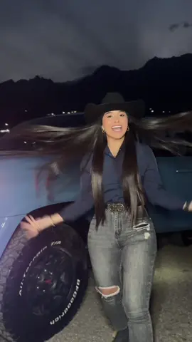A post by @danielamonsalve082 on TikTok caption: No te rindas, el éxito llega después de muchos fracasos." 🤠🙏🏻  #unarayamasaltigre #musicaparaestados #mexico🇲🇽 #julionalvarez #danielamonsalve #colombia #sunorteñobanda #letrasdecanciones #mujeres