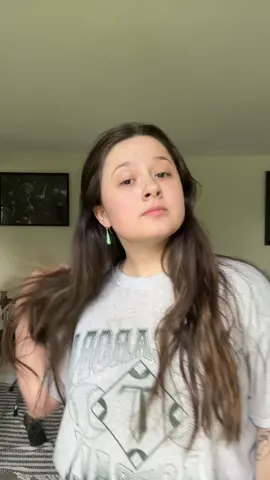 A post by @jazzytazzyyy on TikTok caption: this is my extended version lol #dance 