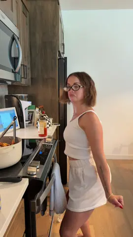 A post by @joshandsav on TikTok caption: one thing Savannah Jean gone do is dance 