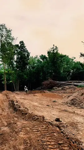 A post by @richii250 on TikTok caption: Worked on some brake taps today, need bigger jumps. I'll fix that tmr. #fyp #relatable 