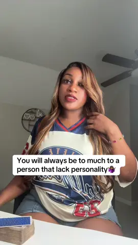 A post by @intuitivemo on TikTok caption: DO YOU☺️🤏🏾 #intuitivemo #spiritualtok #downloadedmessage 