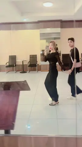 A post by @muthaethae on TikTok caption: တိုက်အောက်ကမှန်နဲ့ဆော့ လှအောင်တော့မရိုက်တတ်ဘူး🖤🖤🖤@Oo Naing🍉🍉Thae👩‍❤️‍👨 