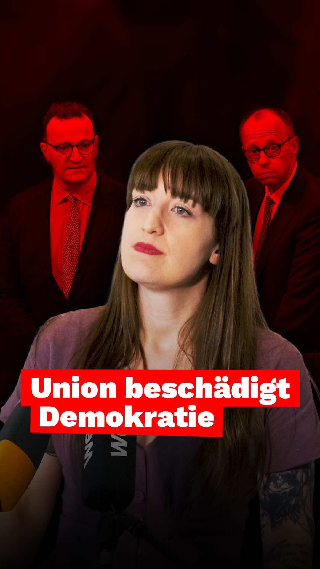 A post by @heidireichinnek on TikTok caption: Das ist ein politischer Skandal. Die Union hat aus der Wahl zum parlamentarischen Kontrollgremium ein partei- und personalpolitisches Machtspiel gemacht. Sie verhindert damit, dass ihr eigenes Regierungshandeln und das staatlicher Organe einer wirksamen Kontrolle unterzogen wird – und genau die ist in einer Demokratie unverzichtbar.