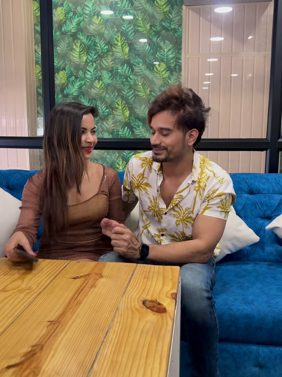 A post by @sachi_sahu on TikTok caption: Trust factors🙂  #viral #girls #tiktok 