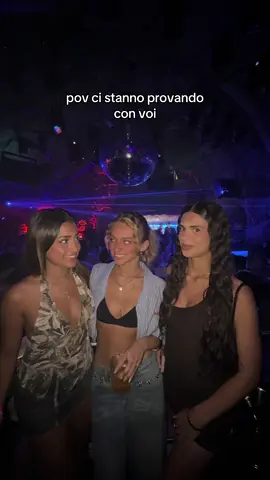 A post by @mel4nymusillo on TikTok caption: no