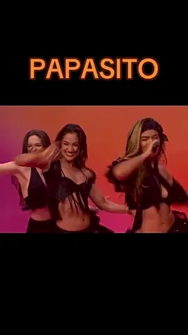 A post by @karolg on TikTok caption: PRIMER PERFORMANCE DE PAPASITOOOOOO !!! Fui muy feliz 🥹🥹🥹🧡✨ GRACIAS A TODOS POR TANTO AMOR WOWWWW!!! 