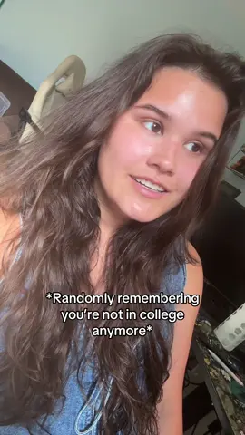 A post by @illymlin15 on TikTok caption: iykyk #college #uofi #engineering