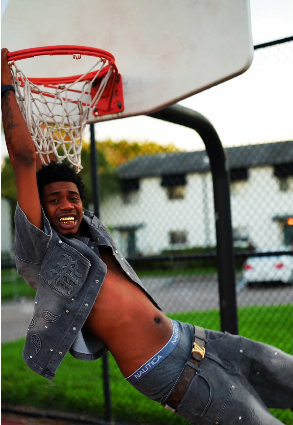 A post by @darealtyte on TikTok caption: The dunk 😮‍💨 #fyp #tyte #foryoupage 