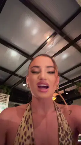 A post by @sofiamoreno_ on TikTok caption: Pues por algo es 