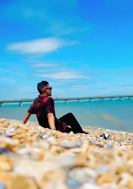 A post by @armansamii on TikTok caption: Sometimes losing is easier than winning, because it reminds us how precious victory truly is. You only understand the real value of winning when you’ve tasted the pain of losing.#team_mafia #armansamii #sylhety #unitedkingdom 