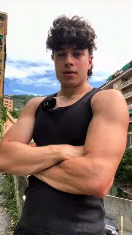 A post by @nacciflex on TikTok caption: #gymtok #gym #perte 