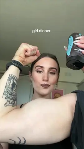 A post by @tiboinshape on TikTok caption: Build bigger biceps home workout dumbbell ! 🔥 @Inshape Nutrition @ShapeYou @rosh🕸️ 