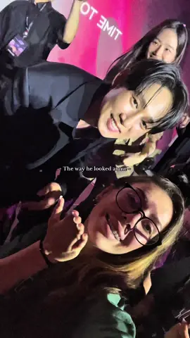 A post by @sabinitta on TikTok caption: Nie wierzę!!!! Jak się popatrzył ❤️‍🩹😭 Park Sung-hoon 