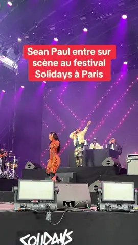 A post by @hugodecrypte on TikTok caption: Sean Paul entre sur la scène Paris des Solidays 2025 