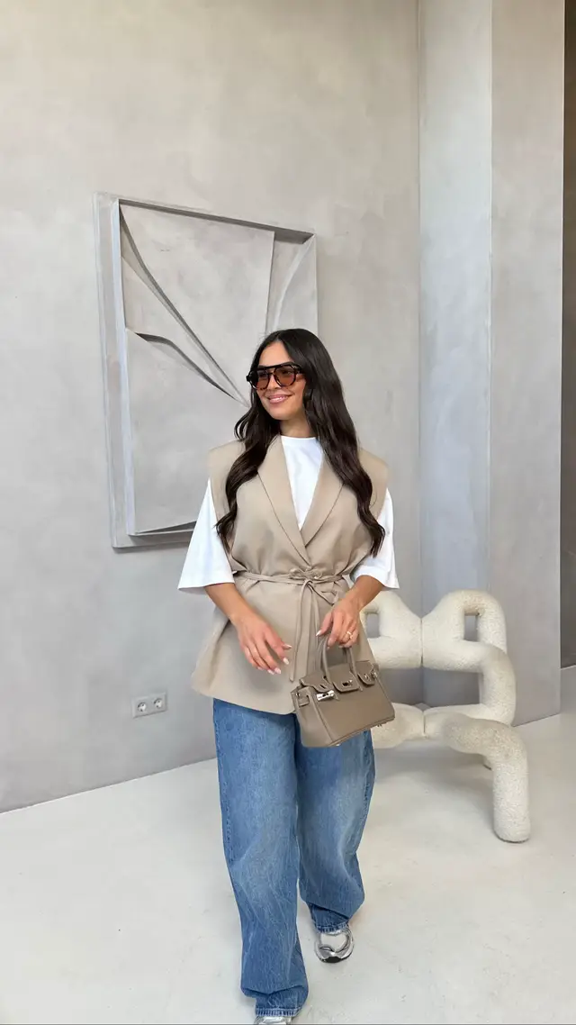 A post by @lapetite___parisienne on TikTok caption: Lapetiteparisienne.co
