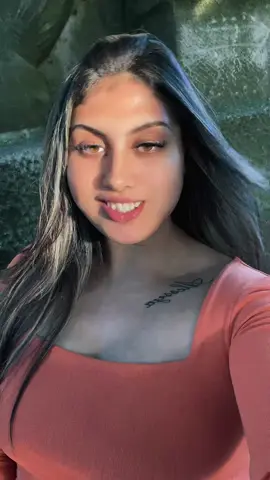 A post by @melisa_bya18 on TikTok caption: #fortnite alege tu 🤪💕