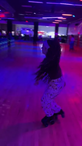 A post by @rollinwithnunu on TikTok caption: 🙃#rollinwithnunu #fyp #rollerskating #trending #viral #foryoupage 