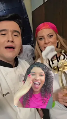 A post by @dayanechrissel on TikTok caption: Pablo chagra y Roxana Castellanos gandores de hoy soy el chef en el programa hoy #pablochagra #roxanacastellanos #hoy #televisa 