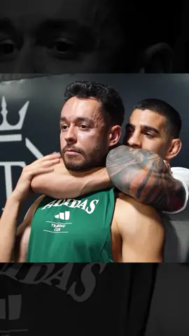 A post by @thegrefg on TikTok caption: @Ilia Topuria me hace el mataleón 💀