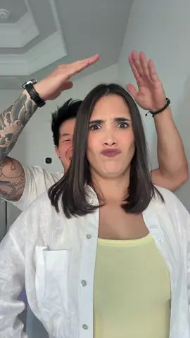 A post by @chinoylatina on TikTok caption: Estabamos hartos del GRR entonces decidimos hacerlo 😂😅