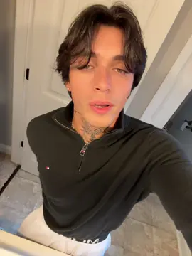 A post by @quintongriggs on TikTok caption: I’m otw #fyp 