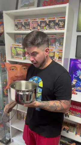 A post by @escardii on TikTok caption: La olla sabrosona 🤣😱 #parati #escardi  